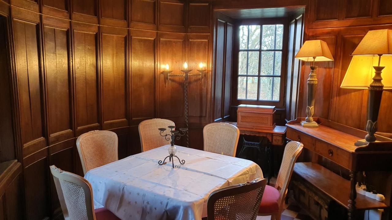 Chateau De La Frogerie Maulévrier 外观 照片